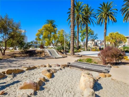 130 Tenor , Irvine, CA