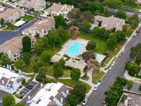 152 Greenmoor 64 , Irvine, CA