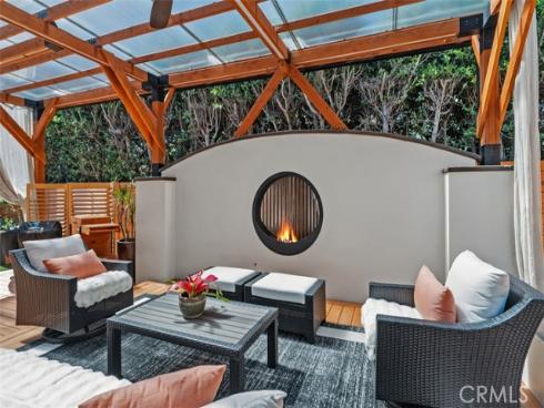 8 National Place, Irvine, CA