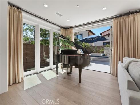 109 Andirons , Irvine, CA