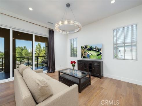 251 Follyhatch , Irvine, CA