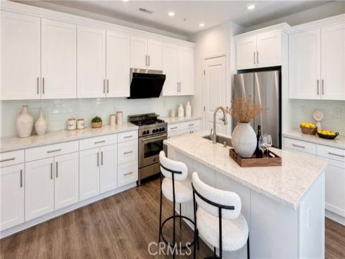 119 Excursion , Irvine, CA