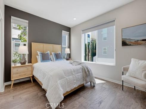 141 Tribeca , Irvine, CA