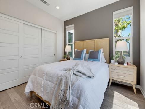 141 Tribeca , Irvine, CA