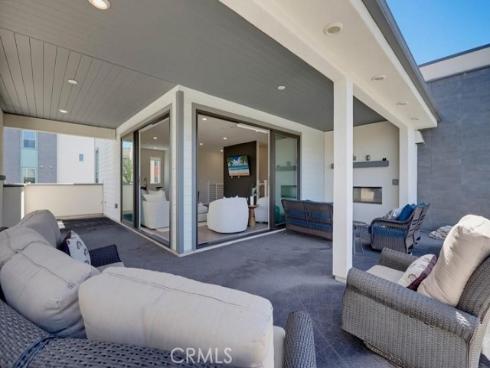 141 Tribeca , Irvine, CA