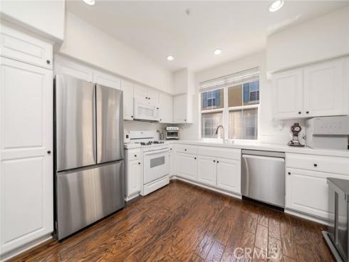 1406 Terra Bella , Irvine, CA