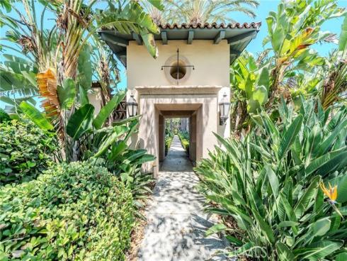 1406 Terra Bella , Irvine, CA