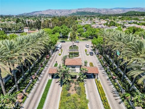 1406 Terra Bella , Irvine, CA