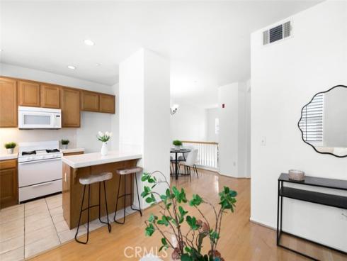 1002 Timberwood , Irvine, CA