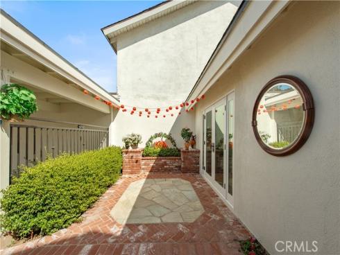 3 Whitewood Way , Irvine, CA