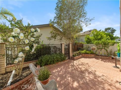 3 Whitewood Way , Irvine, CA