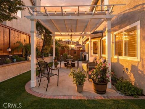 65 Linhaven , Irvine, CA