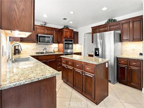 65 Linhaven , Irvine, CA