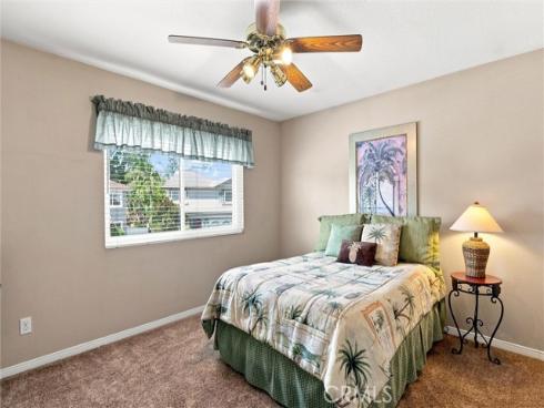 65 Linhaven , Irvine, CA