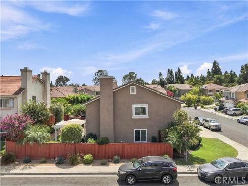 65 Linhaven , Irvine, CA