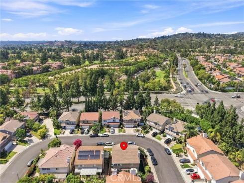 65 Linhaven , Irvine, CA
