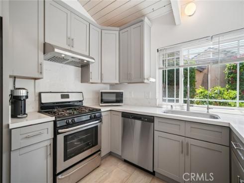 19 Woodrush , Irvine, CA