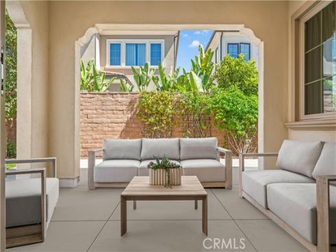 52 English Saddle , Irvine, CA