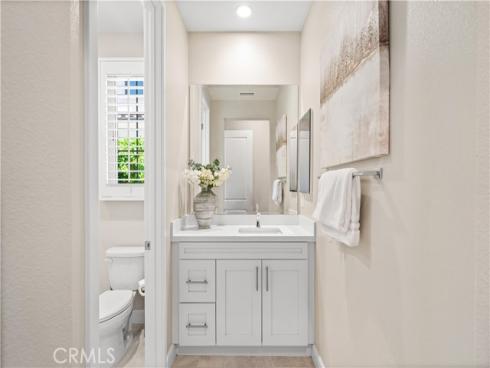 52 English Saddle , Irvine, CA