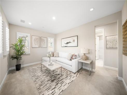 52 English Saddle , Irvine, CA