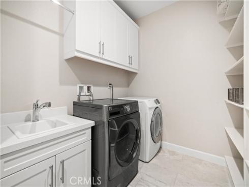 52 English Saddle , Irvine, CA