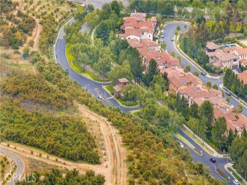 52 English Saddle , Irvine, CA