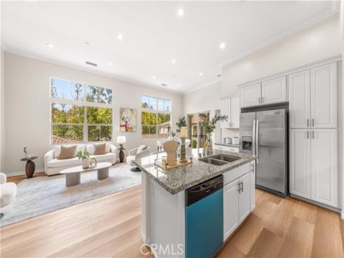96 Rose Arch 26 , Irvine, CA