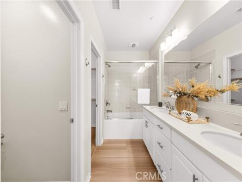 96 Rose Arch 26 , Irvine, CA