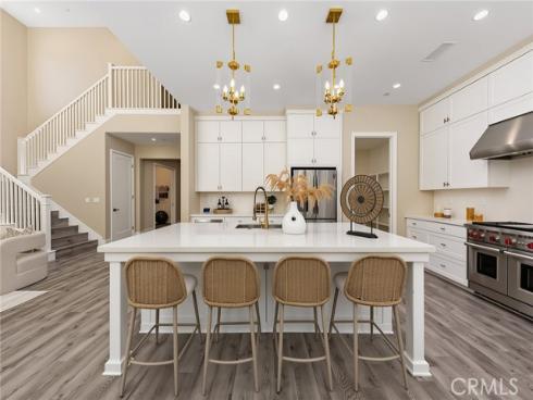 112 Green Rdg , Irvine, CA