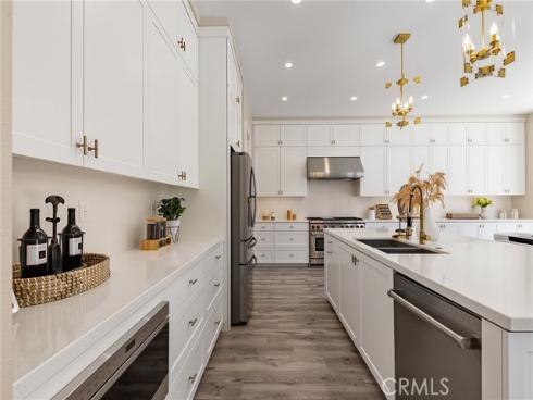 112 Green Rdg , Irvine, CA