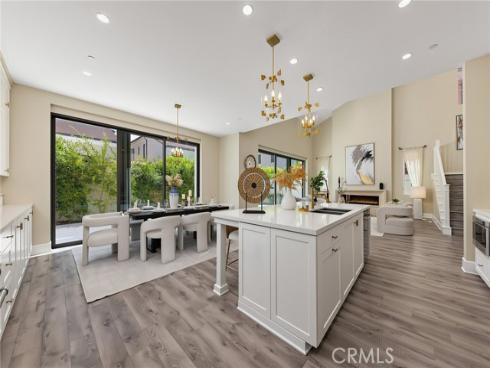 112 Green Rdg , Irvine, CA