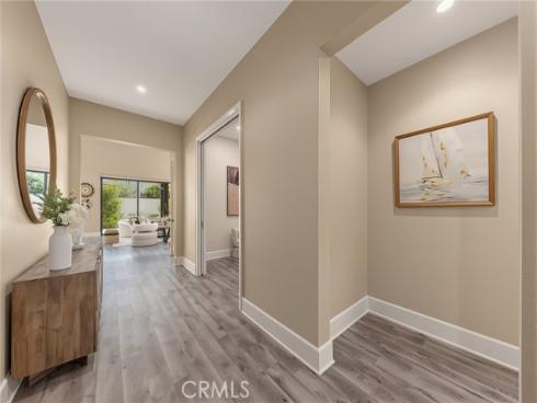 112 Green Rdg , Irvine, CA
