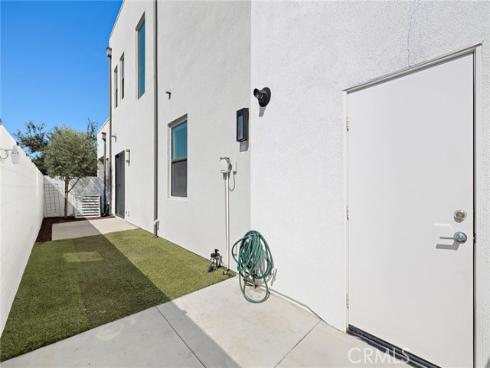 253 Novel , Irvine, CA