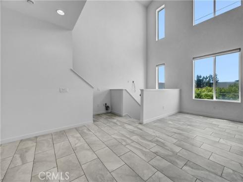 83 Waldorf , Irvine, CA