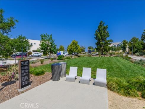 136  Rondo  , Irvine, CA