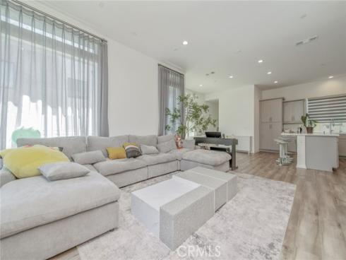 136 Rondo , Irvine, CA