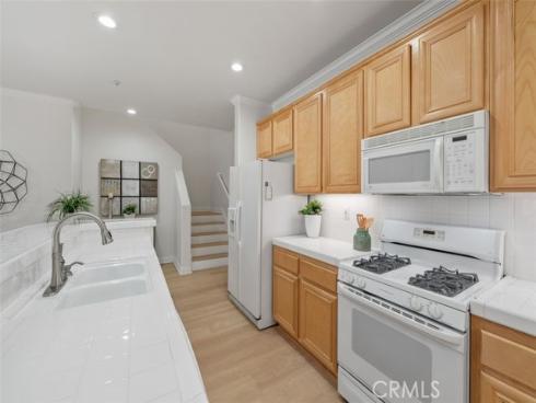 7 Cabazon , Irvine, CA