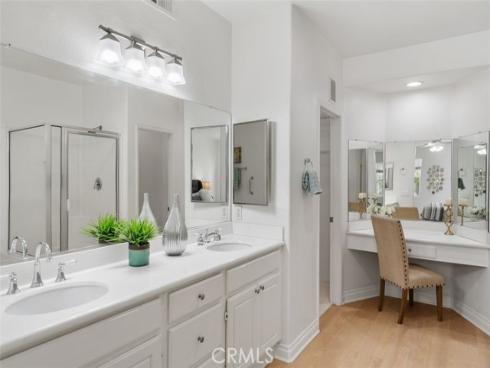 7 Cabazon , Irvine, CA