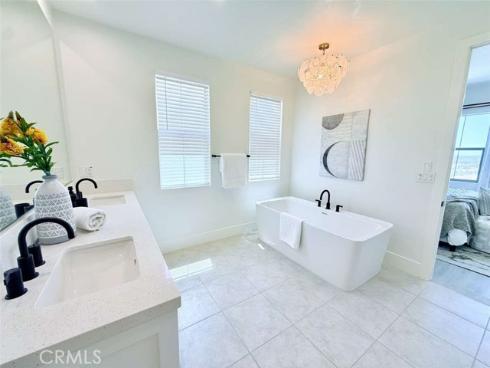 111 Sunnyslope , Irvine, CA