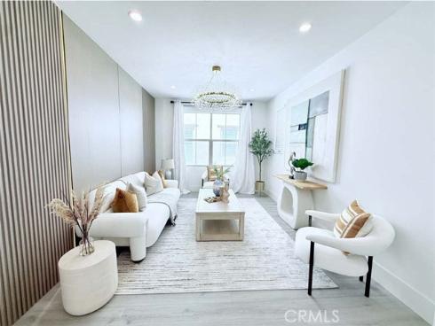 111 Sunnyslope , Irvine, CA