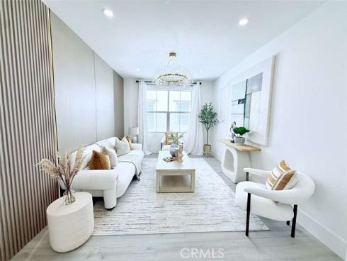 111  Sunnyslope  , Irvine, CA