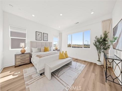 236 Lily Loop, Irvine, CA