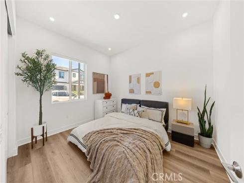 236 Lily Loop, Irvine, CA