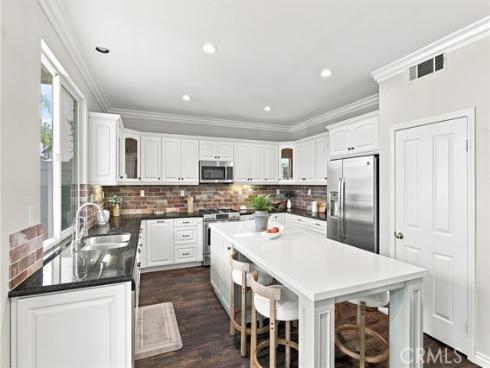 11 Kirkland , Irvine, CA
