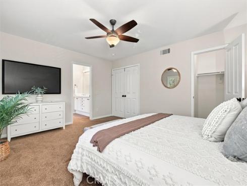 11 Kirkland , Irvine, CA
