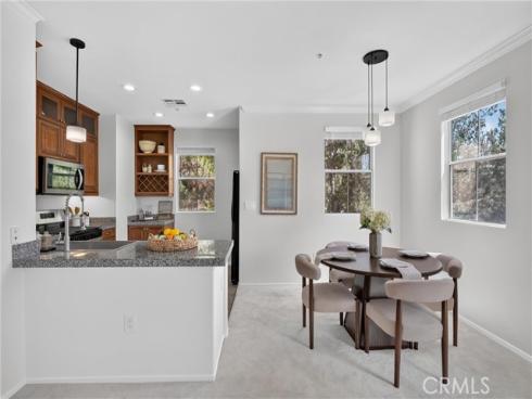 3422 Watermarke , Irvine, CA