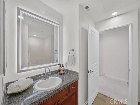 3422 Watermarke , Irvine, CA