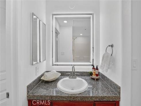 3422 Watermarke , Irvine, CA