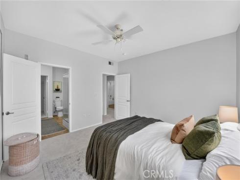 3422 Watermarke , Irvine, CA
