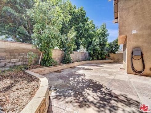 17  Castillo  , Irvine, CA